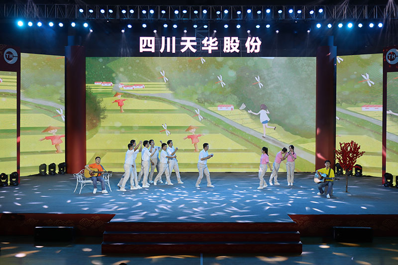 04 情景歌曲：小芳.jpg